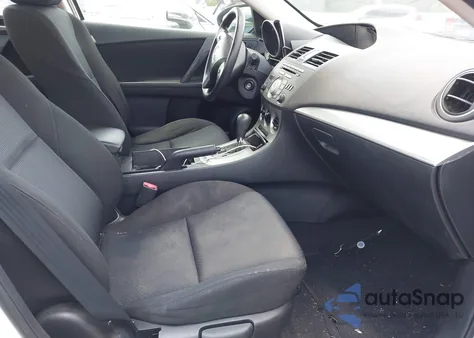 2010 Mazda Mazda3 I Touring из США, поврежденный, VIN JM1BL1SF6A1113213